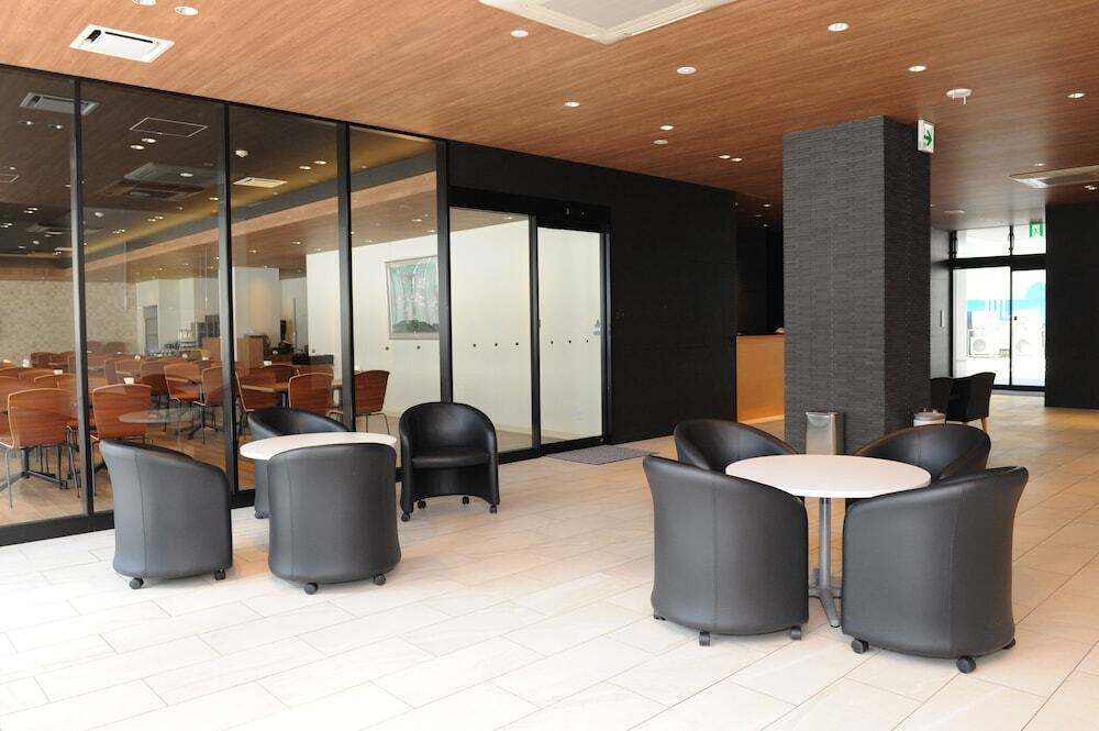 ロビーラウンジ