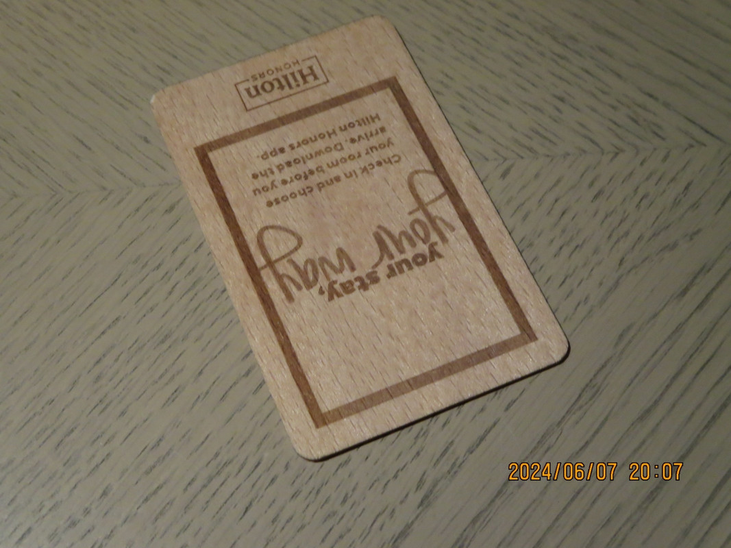 ヒルトンゴールドメンバーのウッドキー