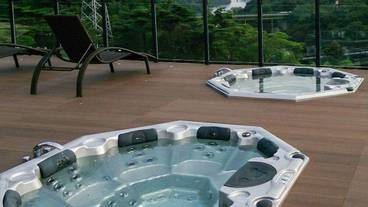 屋外スパ浴槽 / 2