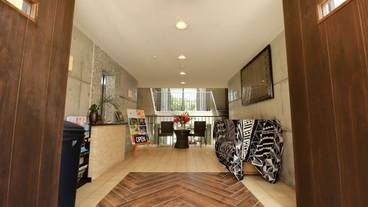 エントランス① / 1