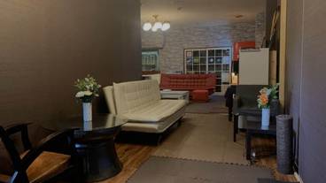 内部エントランス / 2