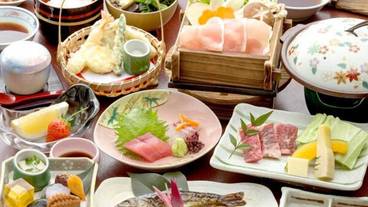 食事・飲み物 / 5