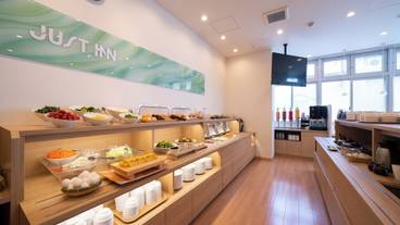 朝食ビュッフェ / 4