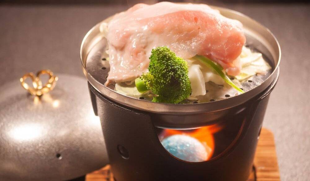 朝食はヘルシーな
旬の和食膳
 / 2