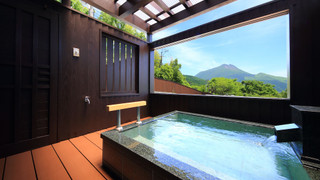 和洋室C テラス＆露天風呂＆足湯＆ジャグジー付 花由エリア　(アレルギー・ビーガン等料理変更不可)