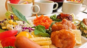 朝食ビュッフェ / 3