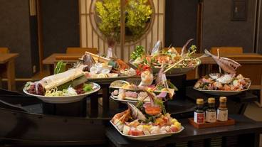 食事・飲み物 / 6