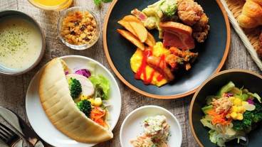 朝食ビュッフェ / 11