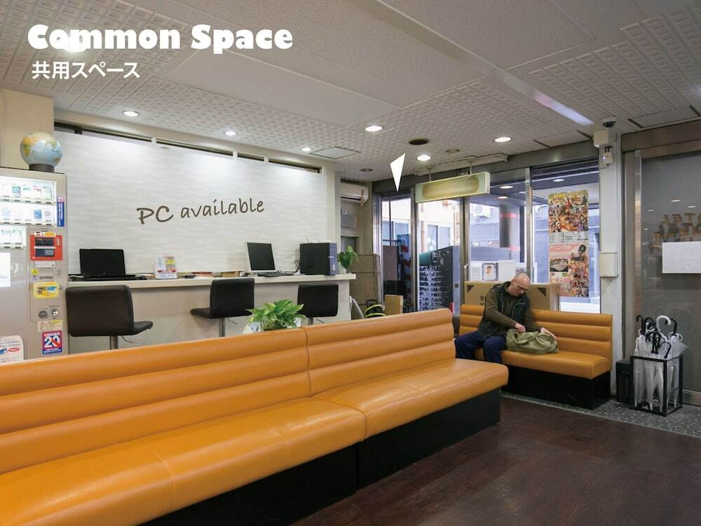 ロビーラウンジ