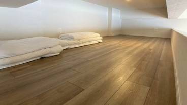 客室 / 26