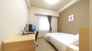 セミダブルルーム  喫煙可