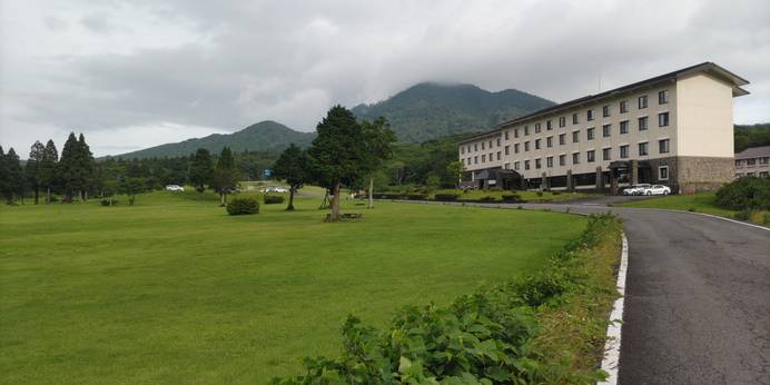 休暇村 奥大山（旧：大山鏡ヶ成）（鳥取県 旅館） / 1