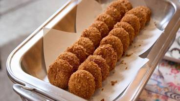 食事・飲み物 / 13