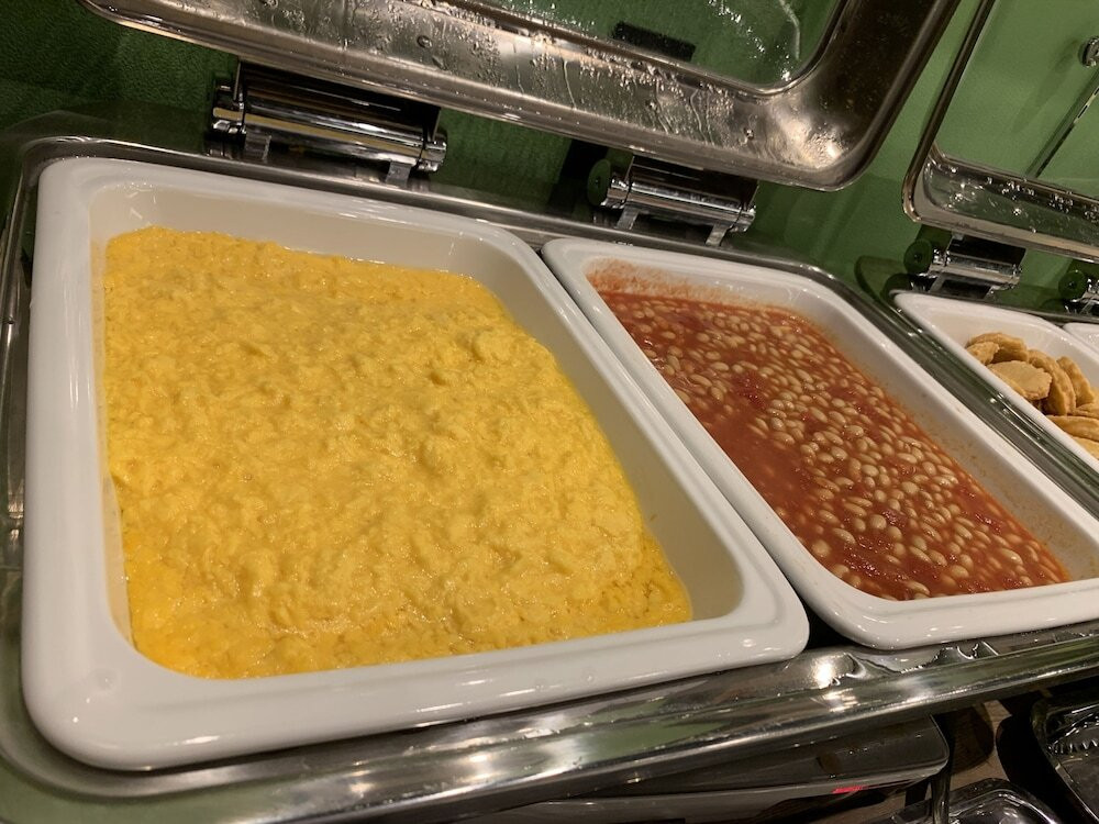 朝食ビュッフェ