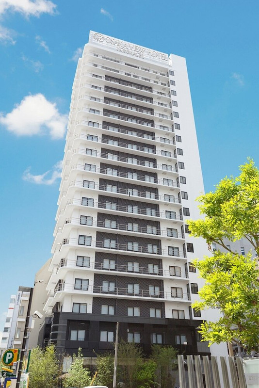 施設の正面