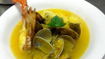 食事・飲み物 / 3