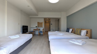 デラックス 4 人部屋