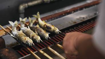 「やな場」鮎の塩焼き / 2