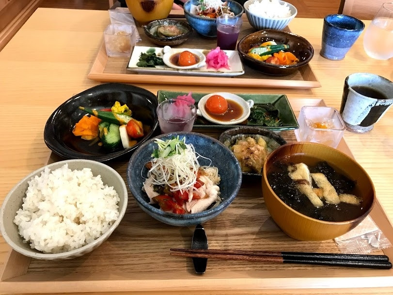 静かな時が過ごせる趣たっぷりのホテル4272012