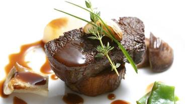 食事・飲み物 / 1