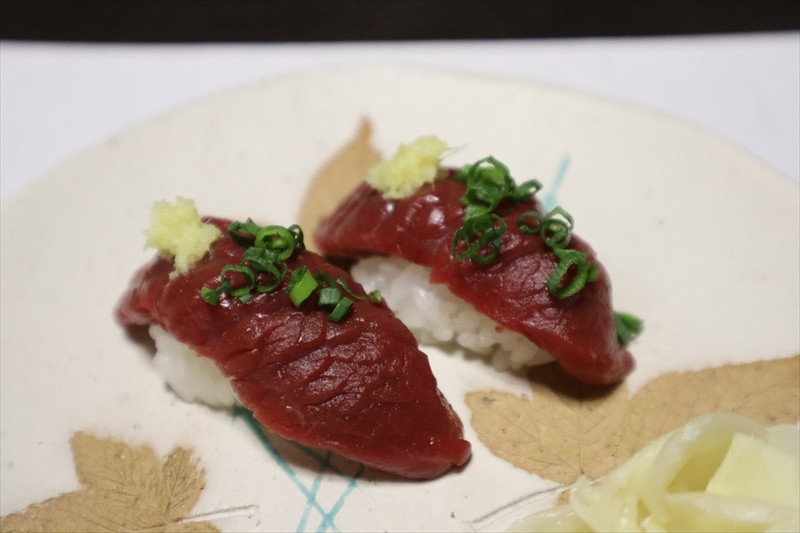 馬刺しの握り