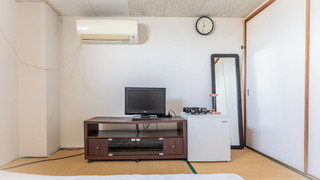 トラディショナル 4 人部屋 禁煙 共用バスルーム