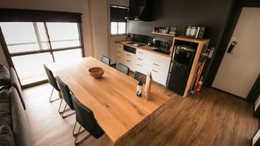 客室内のダイニングエリア / 35