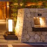 正面玄関前の手湯 / 3