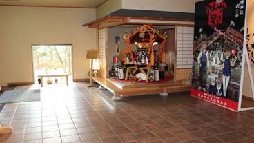 内部エントランス / 2