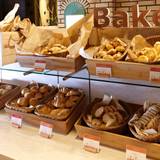 ビュッフェ・パンコーナー / 2