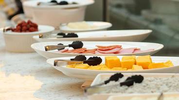 朝食ビュッフェ / 3