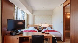 デラックス ツインルーム 禁煙 (最上階 / 皇居側)