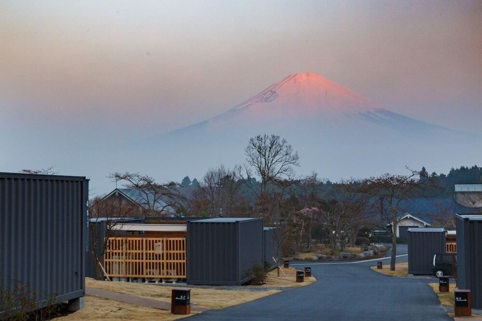 敷地内から見える富士山
