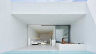 スーペリア ルーム キングベッド 1 台 プライベートプール オーシャンビュー