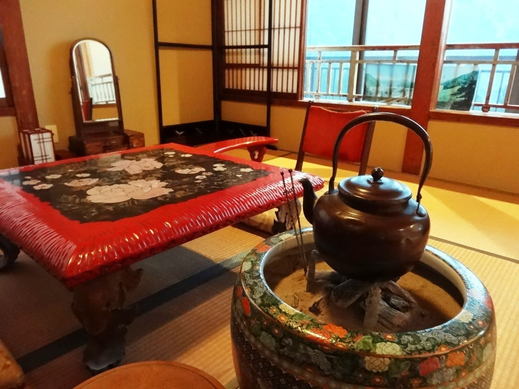 小説「雪国」にまつわる老舗旅館で彼としっとり大人の時間を3442490