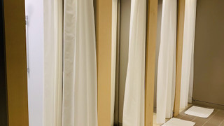 ダブルルーム クイーンベッド 1 台 (禁煙)