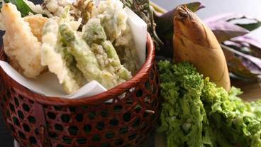 食事・飲み物 / 1