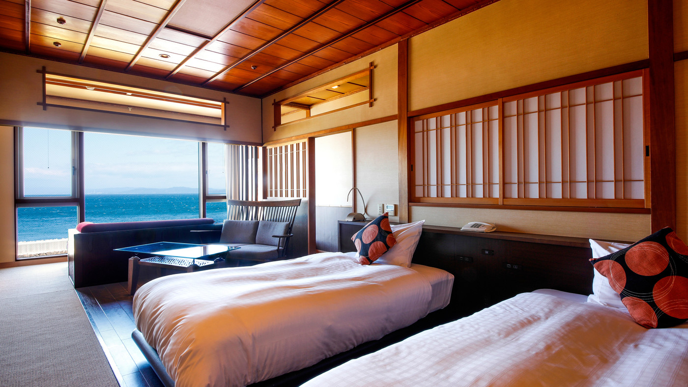 お部屋からは海を眺めて、インフィニティバスでは海とひとつに!3761732