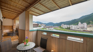 露天風呂付客室 502川