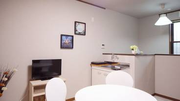 客室内のダイニングエリア / 17