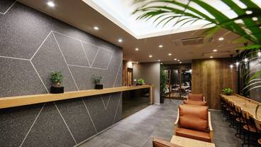 ロビーラウンジ / 3