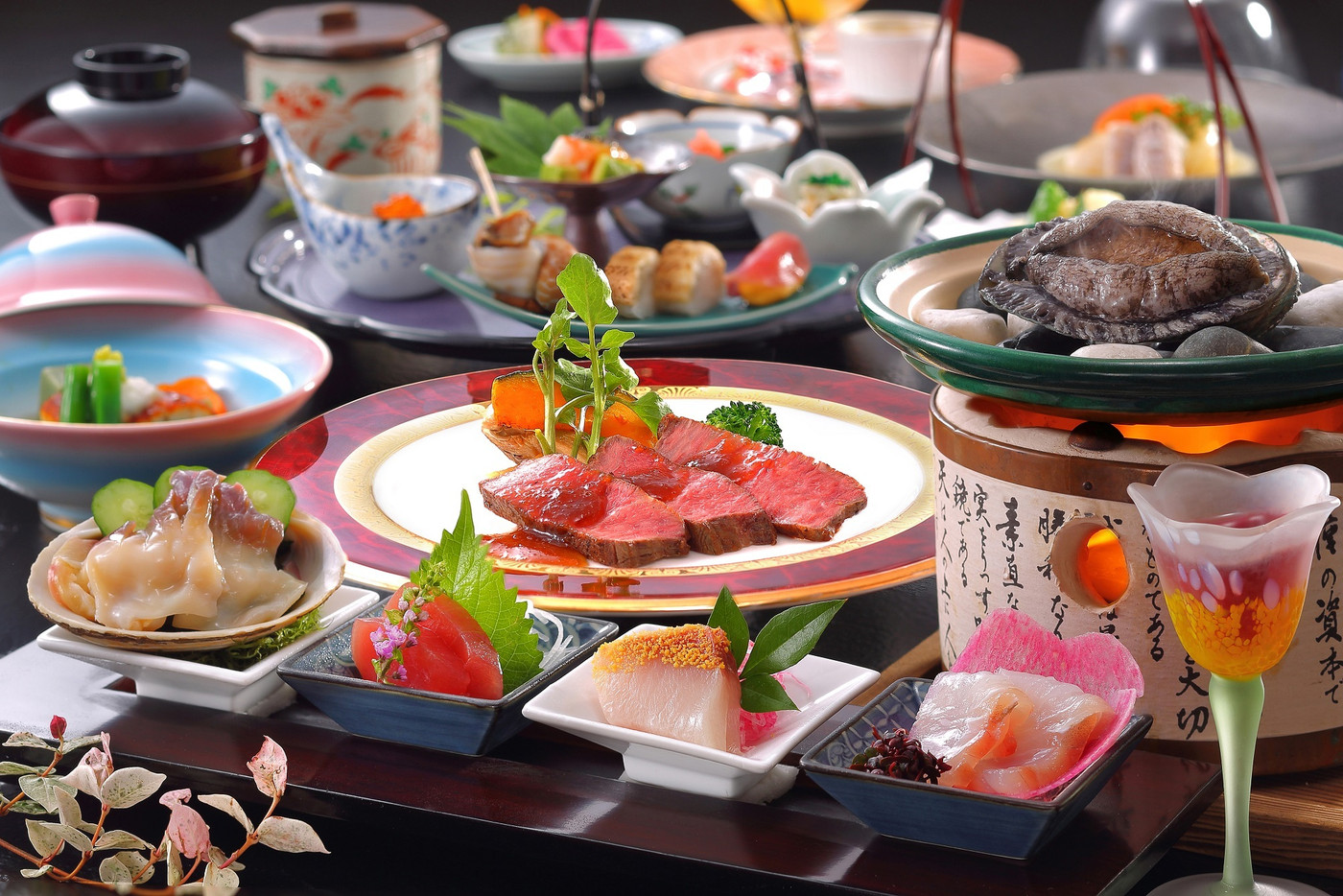 幻想的な露天風呂。庭園で深呼吸をしよう4575429