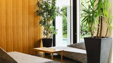 ロビーラウンジ / 11