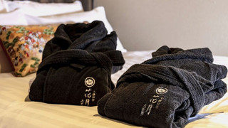 デラックス デュープレックス ダブルベッド 2 台 禁煙 バルコニー