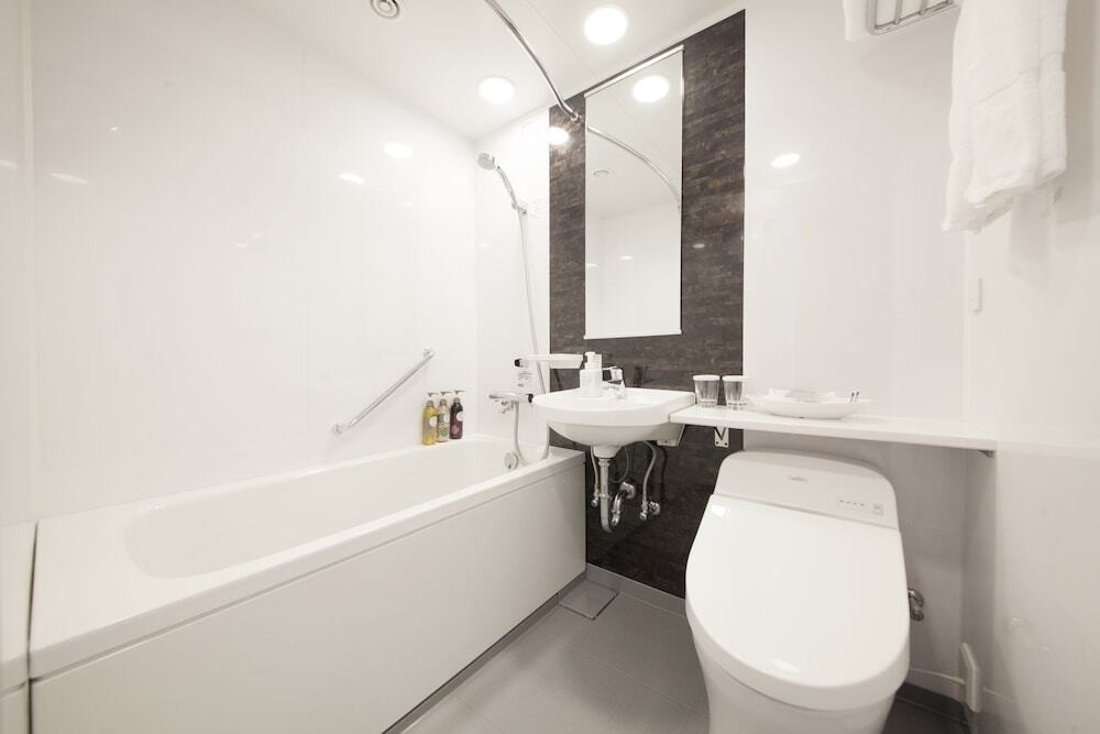 駅・コンビニ近く、ナチュラルテイストのリラックスホテル3403584