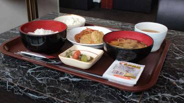 朝食ビュッフェ / 3