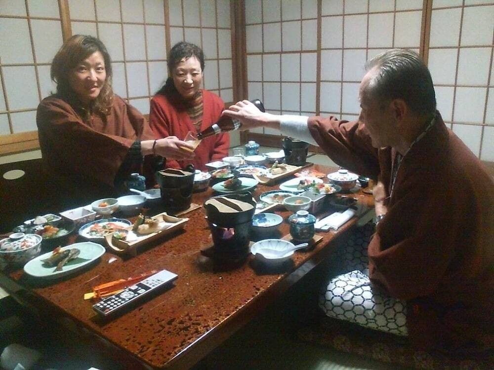 お食事