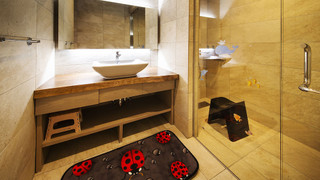 てんとう虫達と大運動会だ! 写真スポット [草原ツイン] 禁煙