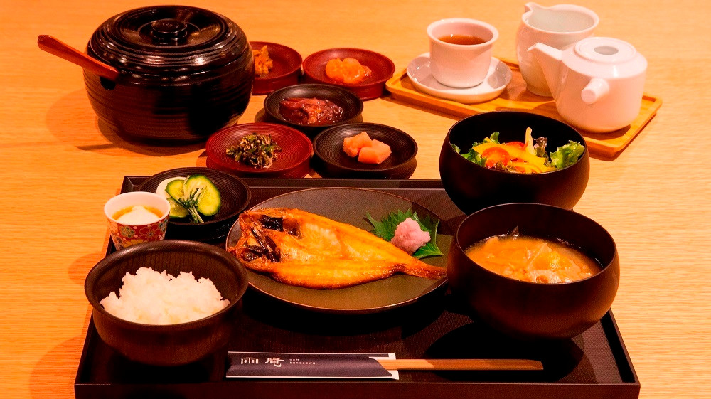 のどぐろの焼物を堪能する和御膳!金沢らしさ満載の朝食3415927