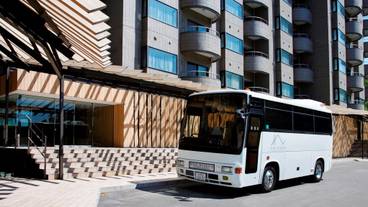 シャトルバス / 3